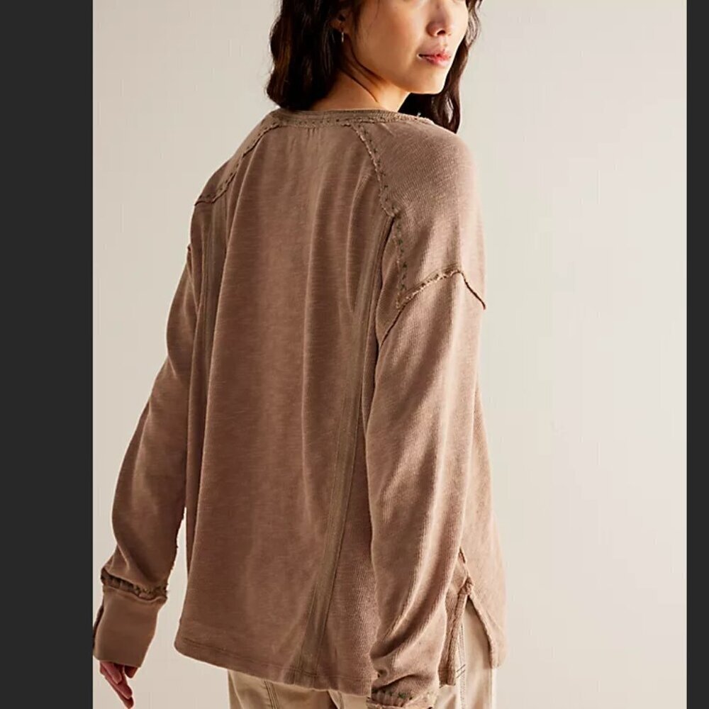 We The Free Oversized Brown Top Sz M